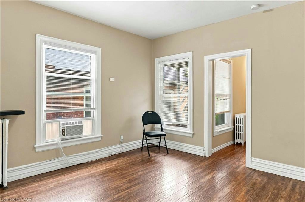 2-102 Herkimer Street, Hamilton, ON, L8P 2G7 - 6