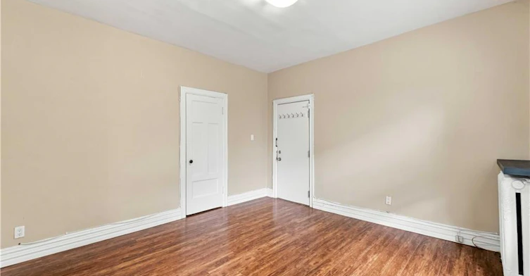 2-102 Herkimer Street, Hamilton, ON, L8P 2G7 - 9