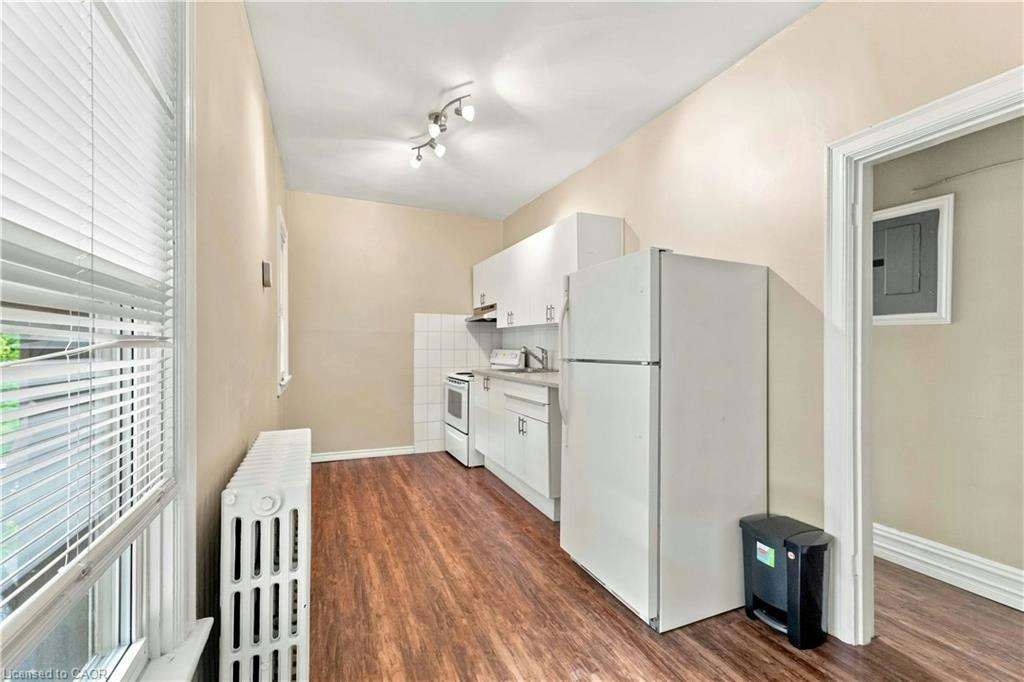 2-102 Herkimer Street, Hamilton, ON, L8P 2G7 - 11
