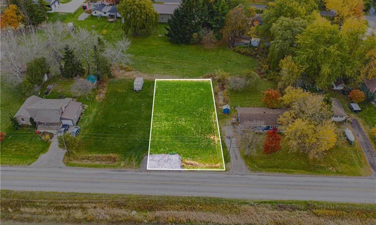 610 New Lakeshore Road
