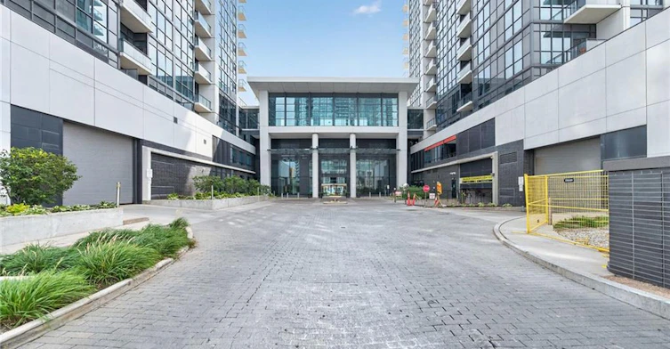 605-55 Eglinton Avenue W, Mississauga, ON, L5R 0E4 - 43