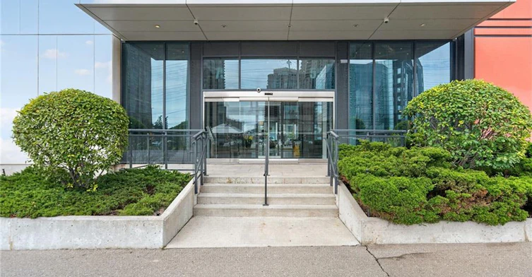 605-55 Eglinton Avenue W, Mississauga, ON, L5R 0E4 - 3