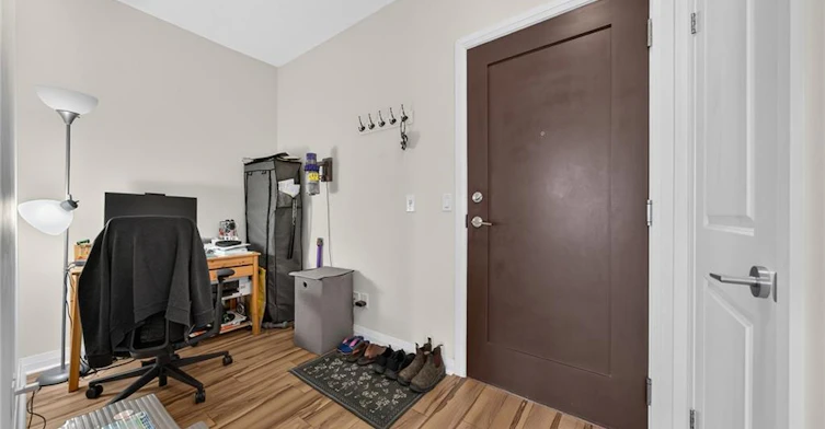 605-55 Eglinton Avenue W, Mississauga, ON, L5R 0E4 - 12