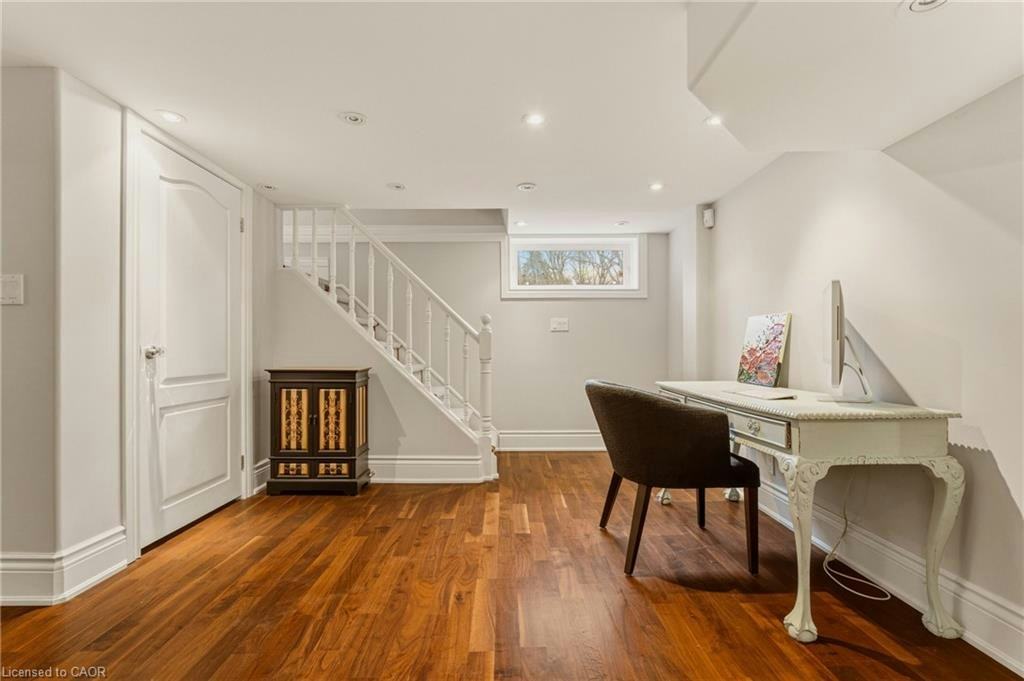 74 Oak Knoll Drive, Hamilton, ON, L8S 4C4 - 40