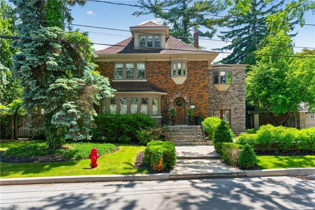 74 Oak Knoll Drive, Hamilton, ON, L8S 4C4