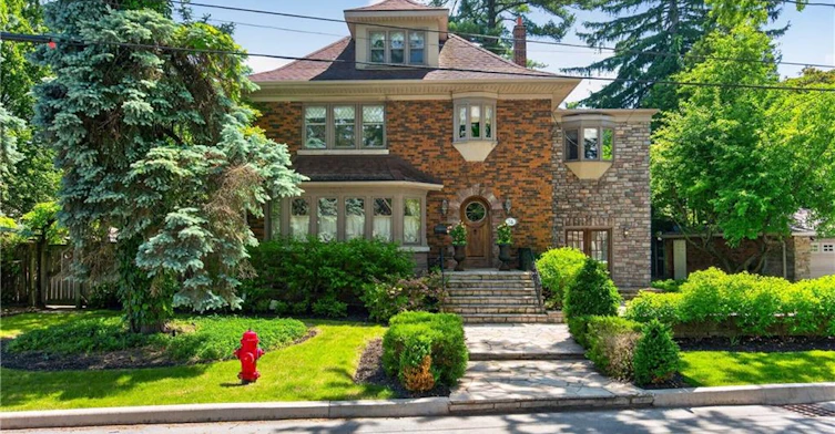 74 Oak Knoll Drive, Hamilton, ON, L8S 4C4