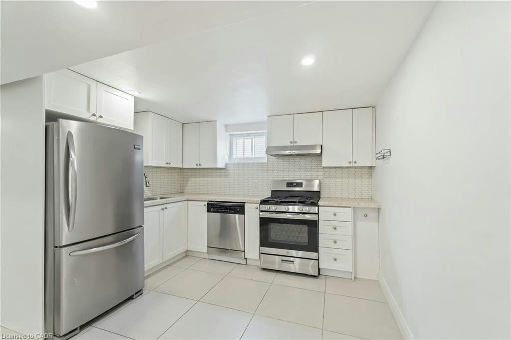 LOWER-65 Almond Street, Welland, ON, L3B 3P6 - 6