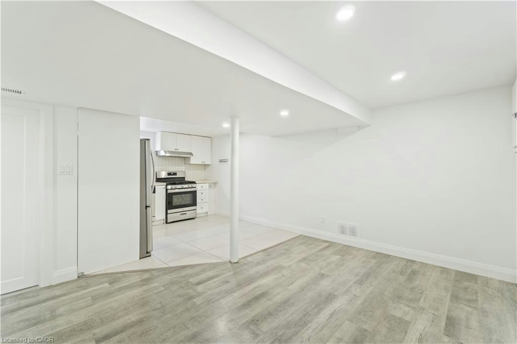LOWER-65 Almond Street, Welland, ON, L3B 3P6 - 4