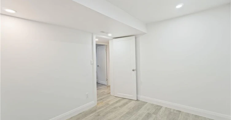 LOWER-65 Almond Street, Welland, ON, L3B 3P6 - 12