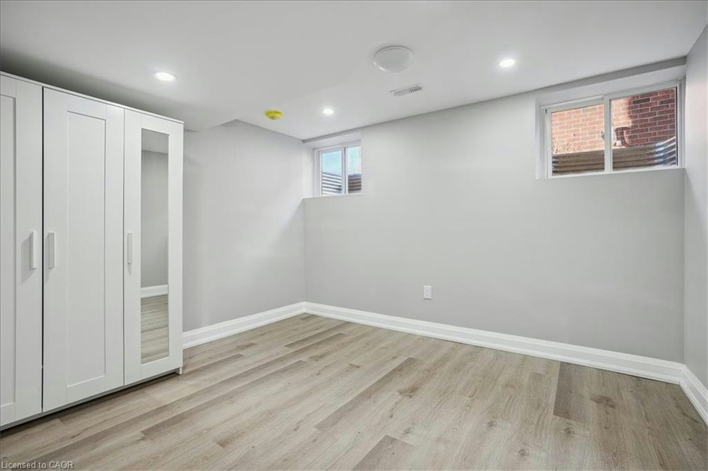 LOWER-2141 Cleaver Avenue, Burlington, ON, L7M 3R1 - 21