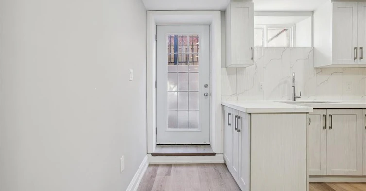 LOWER-2141 Cleaver Avenue, Burlington, ON, L7M 3R1 - 2