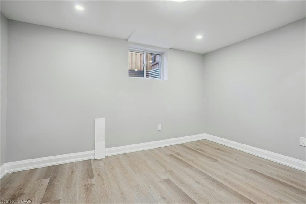 LOWER-2141 Cleaver Avenue, Burlington, ON, L7M 3R1 - 17