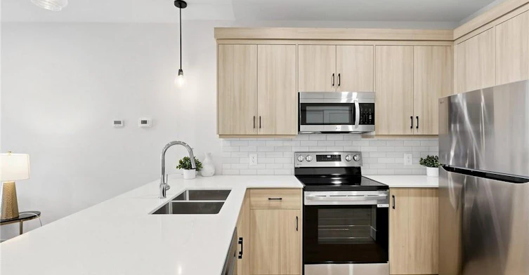 935 Twamley Street W, Listowel, ON, N4W 1M0 - 2