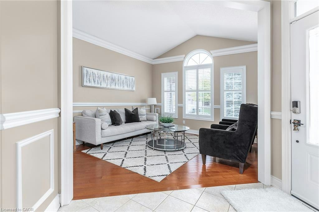 151 Moore Crescent, Hamilton, ON, L9G 4Z9 - 4