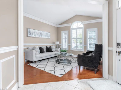 151 Moore Crescent - 4