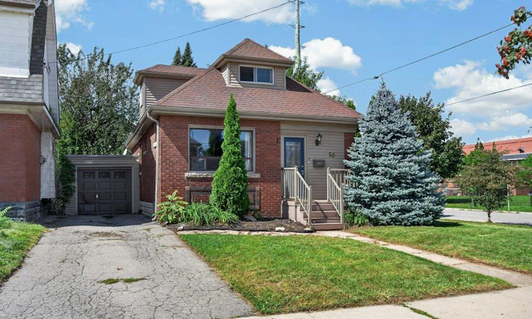 50 Wexford Avenue S