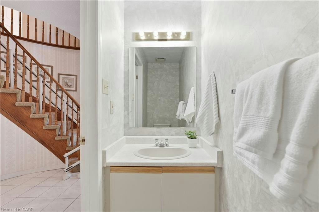 158 Rushdale Drive, Hamilton, ON, L8W 2Z3 - 25