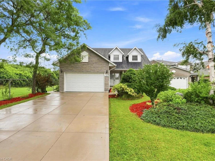 158 Rushdale Drive, Hamilton, ON, L8W 2Z3 - 2