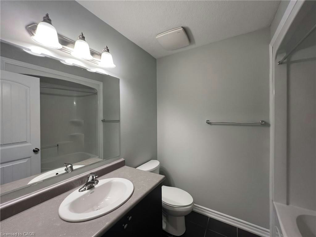 47-12 Poplar Drive, Cambridge, ON, N3C 0G4 - 10