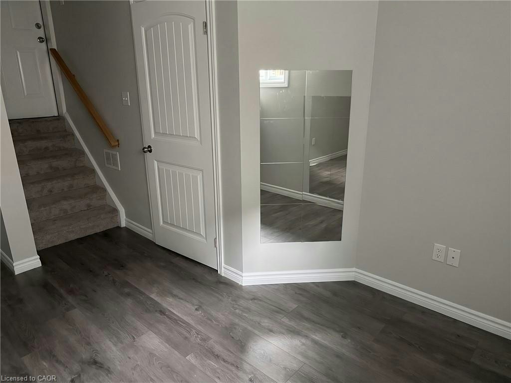 47-12 Poplar Drive, Cambridge, ON, N3C 0G4 - 14