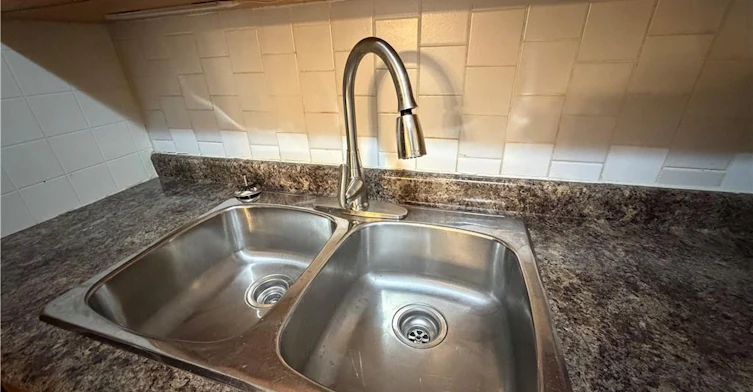 Basement-79 Edinburgh Avenue, Hamilton, ON, L8H 2C6 - 4