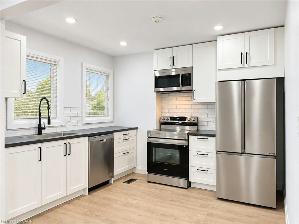 Upper-24 Sandalwood Avenue, Hamilton, ON, L8T 2E3