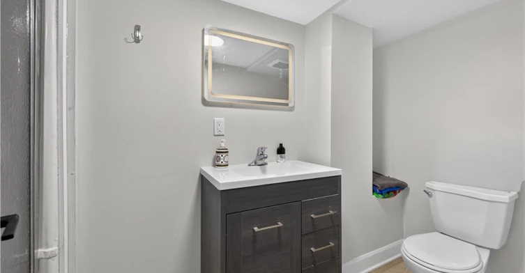 LOWER-31 Marion Place, Hamilton, ON, L8G 1R6 - 17