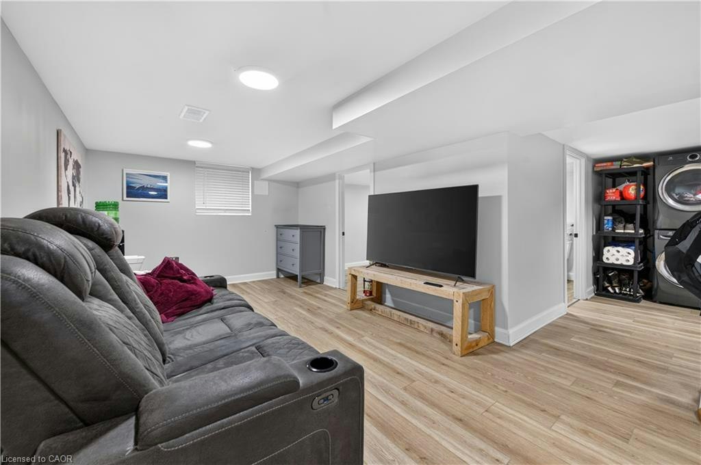 LOWER-31 Marion Place, Hamilton, ON, L8G 1R6 - 7