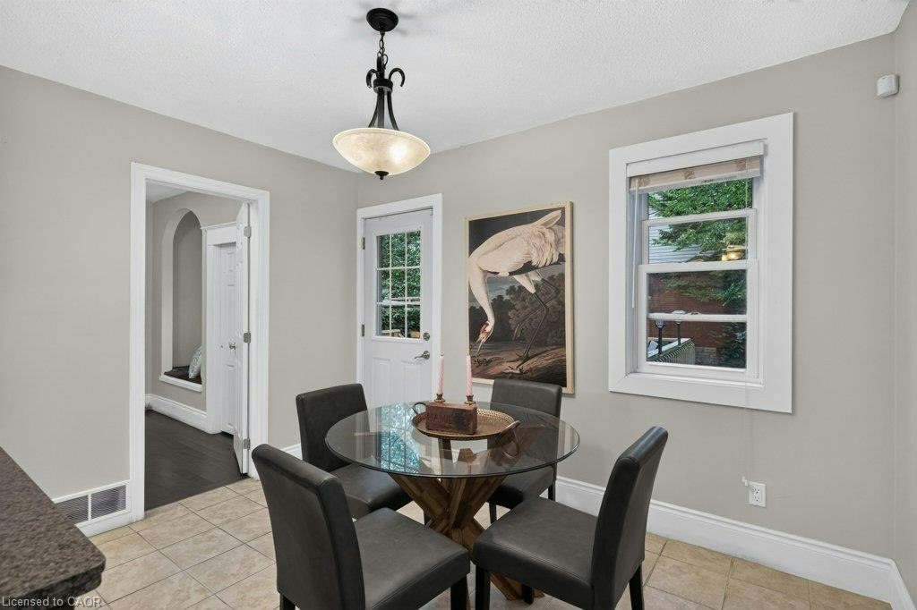 50 Wexford Avenue S, Hamilton, ON, L8K 2N6 - 16