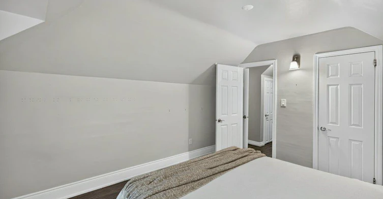 50 Wexford Avenue S, Hamilton, ON, L8K 2N6 - 27