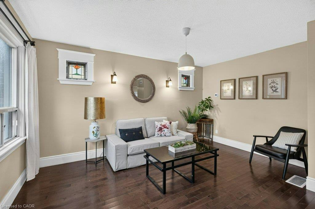 50 Wexford Avenue S, Hamilton, ON, L8K 2N6 - 4