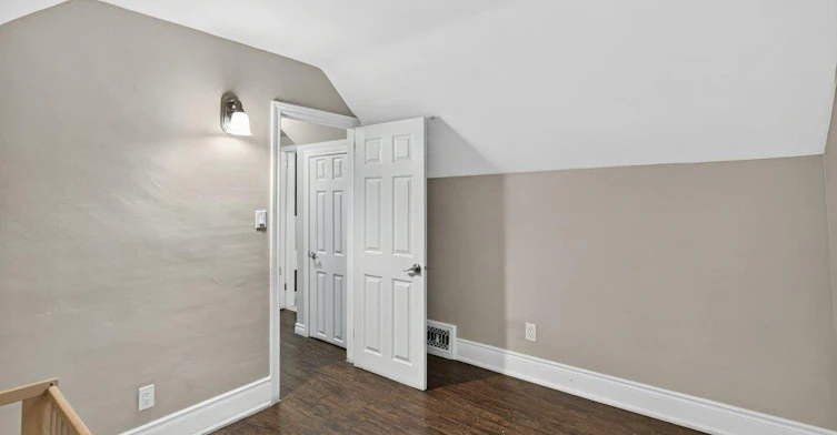 50 Wexford Avenue S, Hamilton, ON, L8K 2N6 - 30
