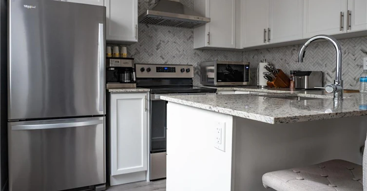 331-349 Wheat Boom Drive, Oakville, ON, L6H 7X5 - 13