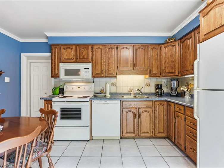 8553 Guelph Line, Milton, ON, L0P 1B0 - 12