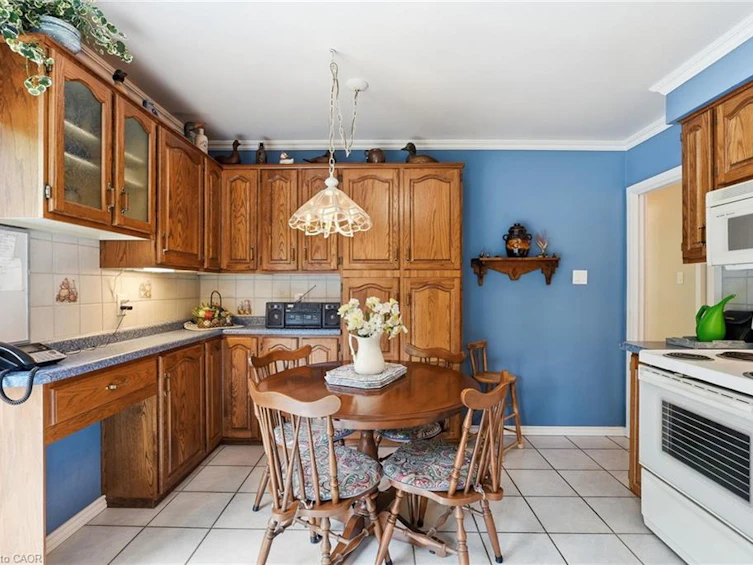 8553 Guelph Line, Milton, ON, L0P 1B0 - 11