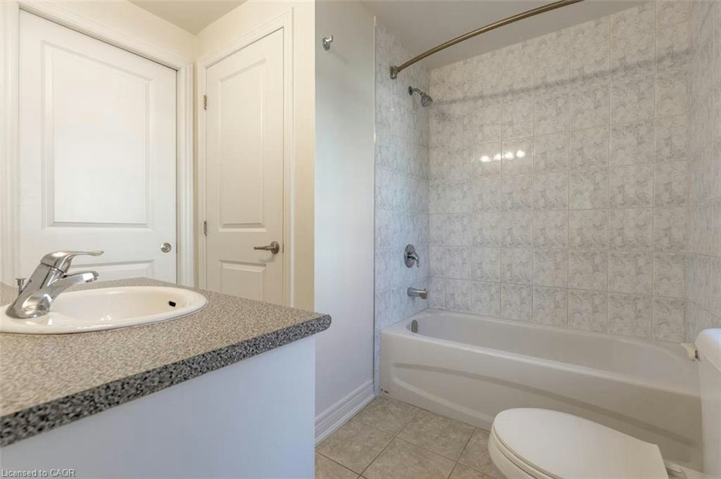 201-174 Bronte Street S, Milton, ON, L9T 1Y8 - 8