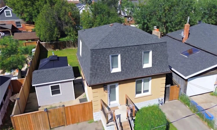 94 Howard Avenue