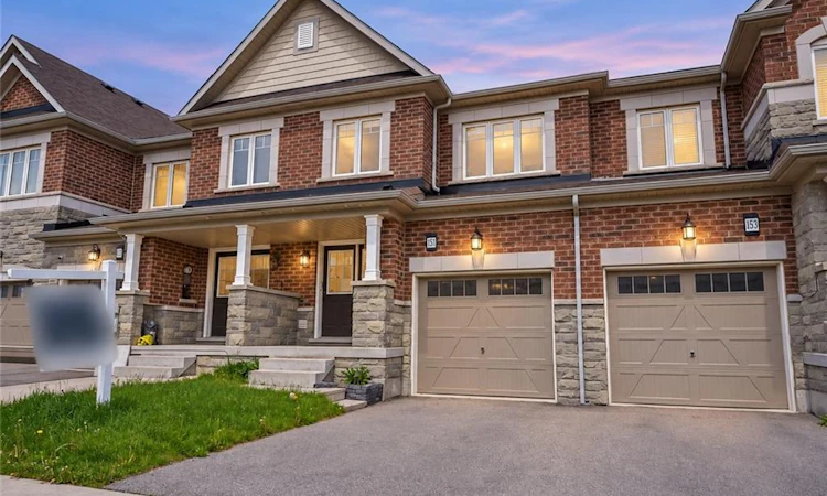 457 Queen Mary Drive