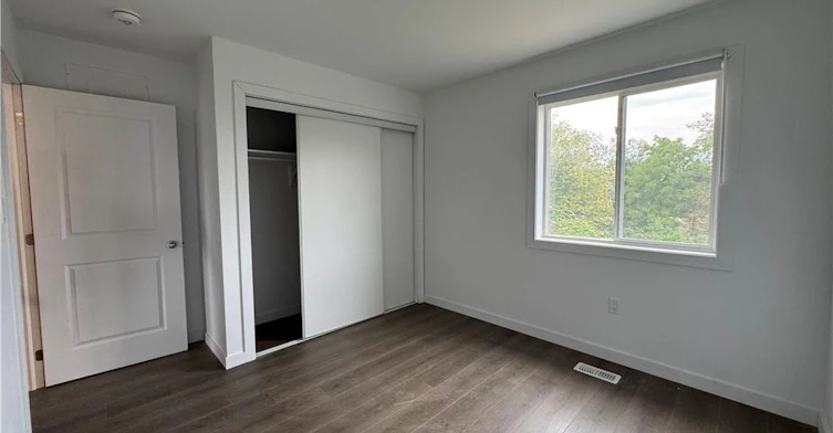 (Main)-107 Highriver Trail, Welland, ON, L3C 0H6 - 11