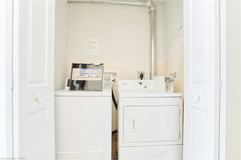 Upper-206 Church Street, St. Catharines, ON, L2R 3E9 - 9