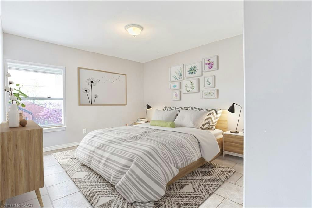 Upper-206 Church Street, St. Catharines, ON, L2R 3E9 - 6