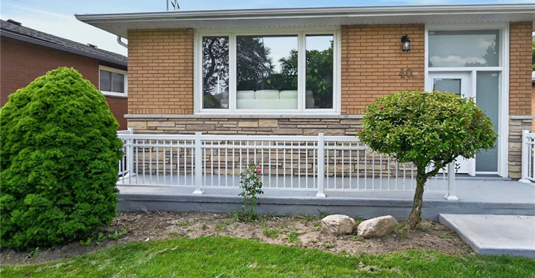 Upper-40 Purdy Crescent, Hamilton, ON, L9A 3B3 - 3