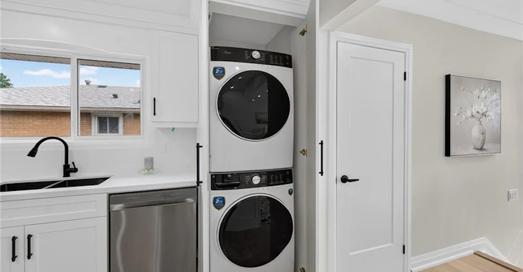 Upper-40 Purdy Crescent, Hamilton, ON, L9A 3B3 - 12