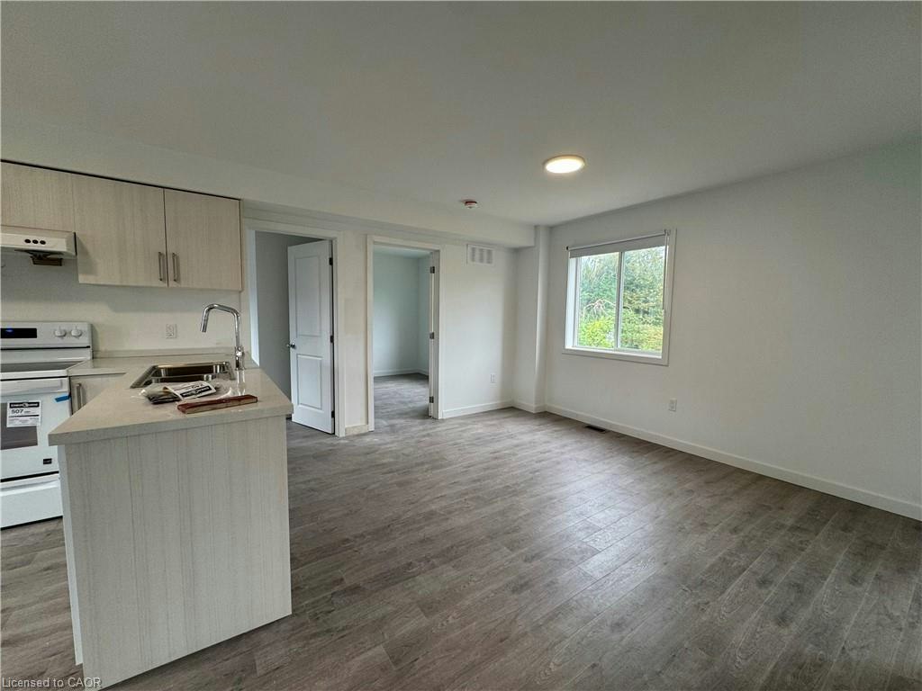 (Main)-99 Highriver Trail, Welland, ON, L3C 0H6 - 4