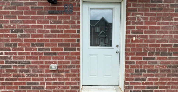 (Main)-99 Highriver Trail, Welland, ON, L3C 0H6 - 2