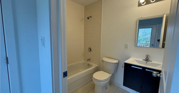 (Main)-99 Highriver Trail, Welland, ON, L3C 0H6 - 8