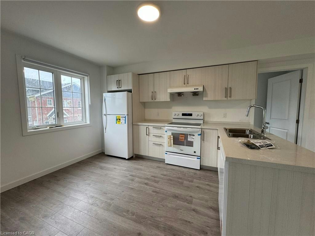(Main)-99 Highriver Trail, Welland, ON, L3C 0H6 - 6