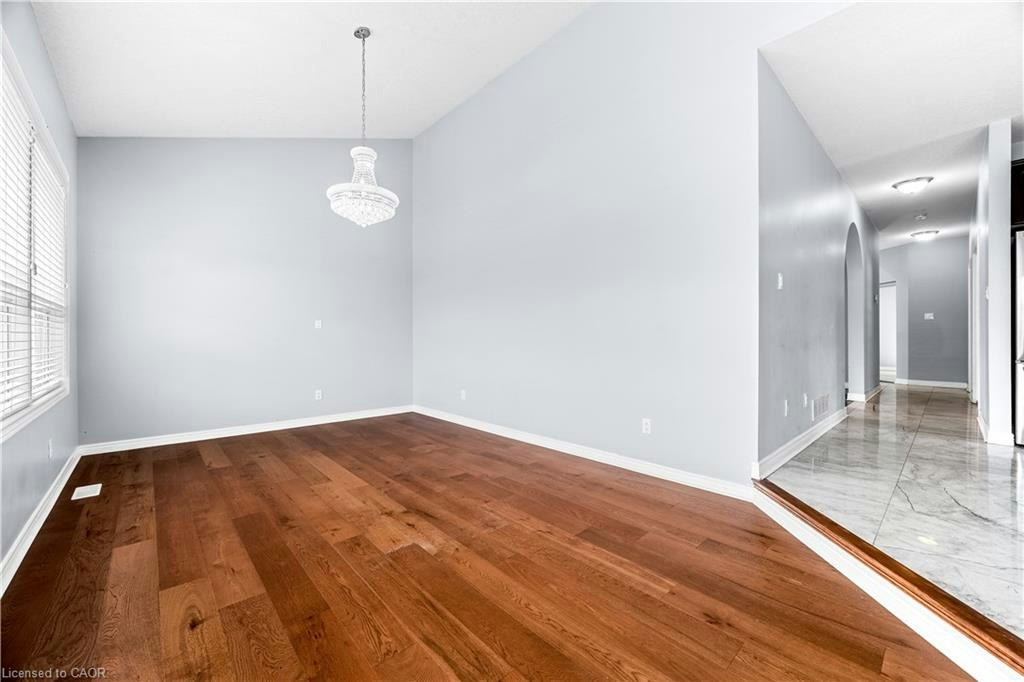 4 Clairfields Drive W, Guelph, ON, N1G 5H5 - 20