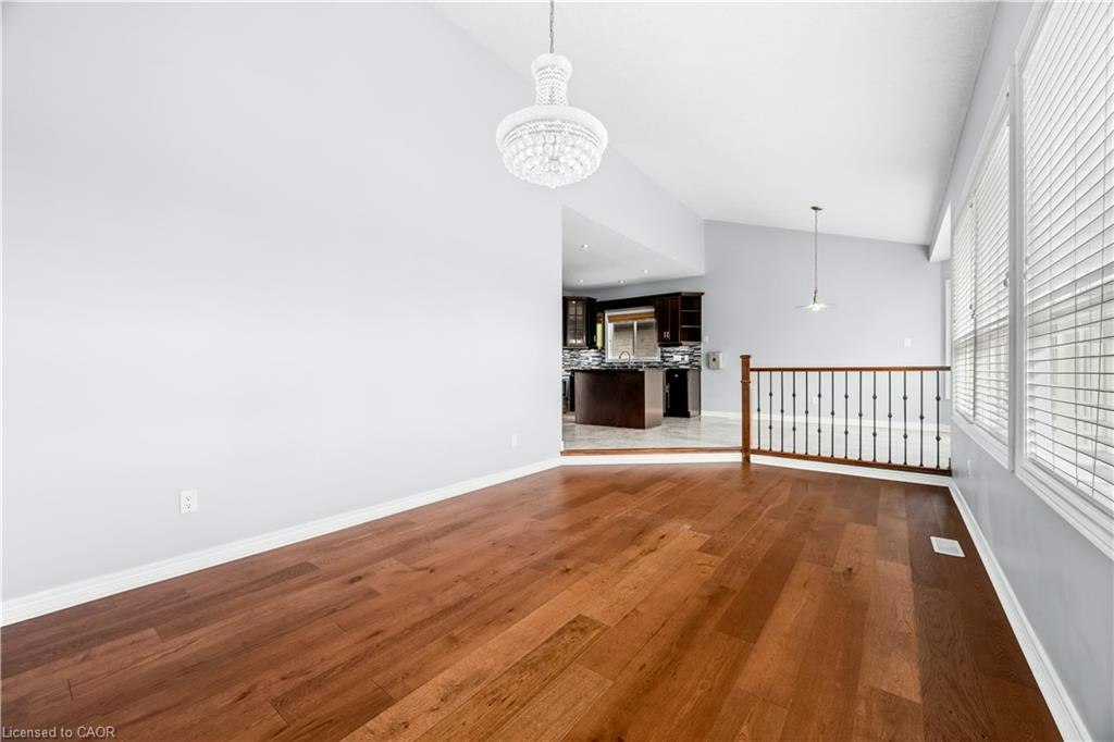 4 Clairfields Drive W, Guelph, ON, N1G 5H5 - 19