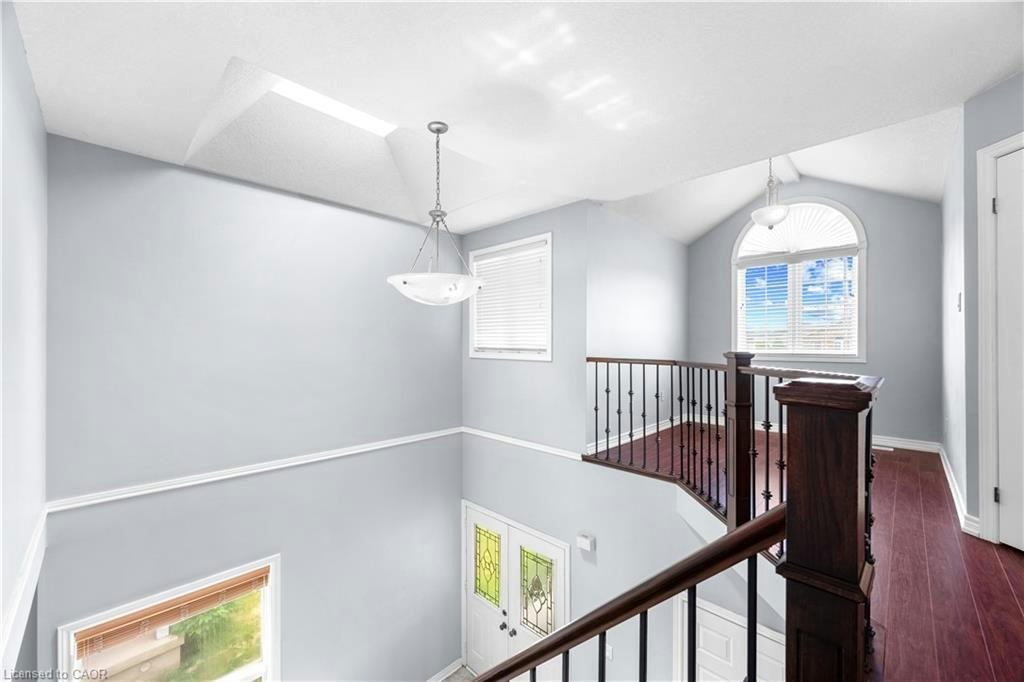 4 Clairfields Drive W, Guelph, ON, N1G 5H5 - 25